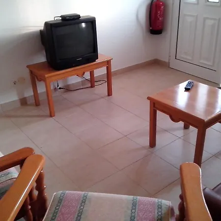 Apartment Beautiful 2-bed In Olhos De Agua *