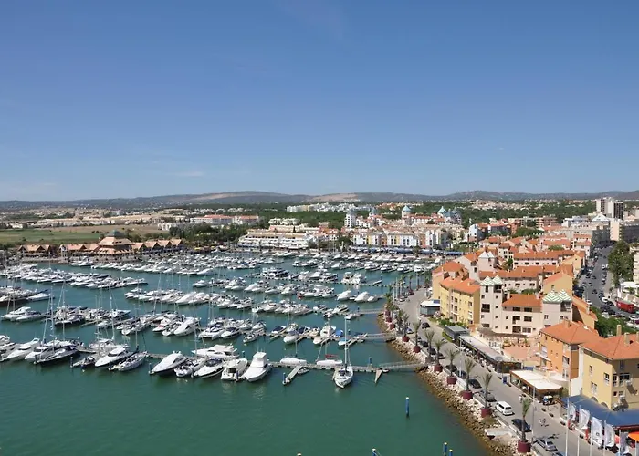 Beautiful 2-bed In Olhos De Agua Albufeira