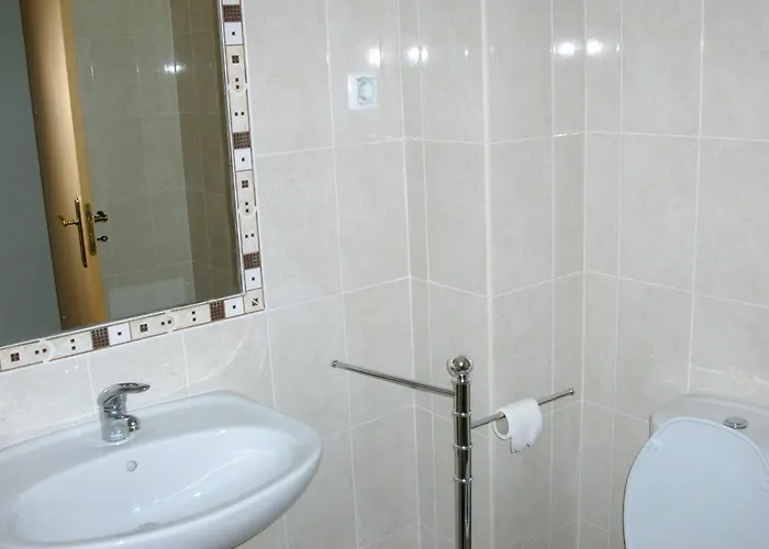Beautiful 2-bed In Olhos De Agua Albufeira