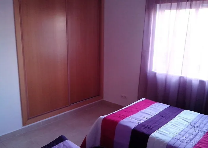 Beautiful 2-bed In Olhos De Agua Albufeira